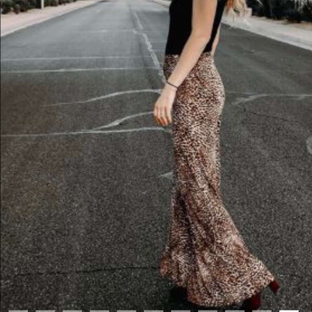 Maverick the Collection Wide Leg leopard pants